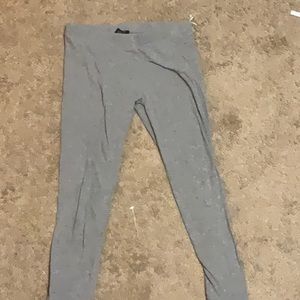 Gray capris
